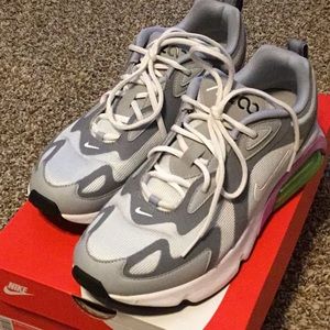 Women’s Nike Air Max 200